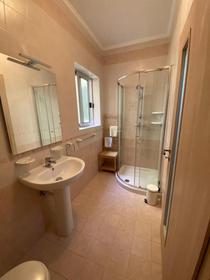 Newly Refurbished Mellieha Central Apartment Экстерьер фото
